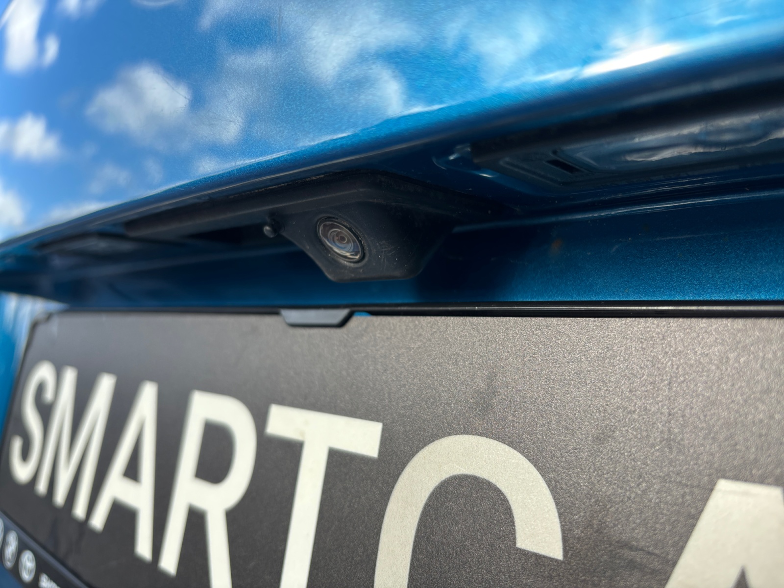 VW Tiguan blue (26).jpg