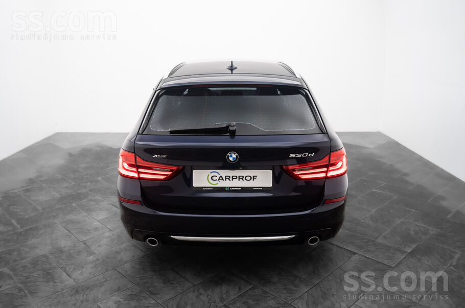 BMW 530 (5).jpg